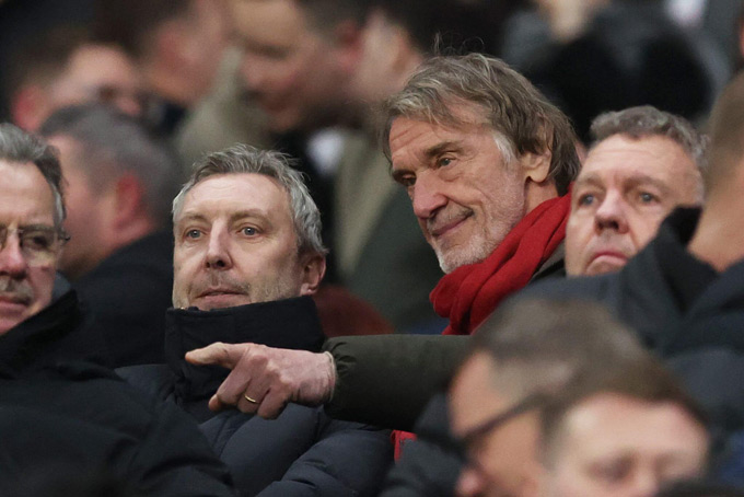 Ban lãnh đạo MU vẫn đang chờ đợi để đưa ra quyết định chuẩn xác nhất