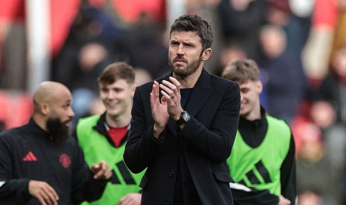 Carrick rất thận trọng về tương lai của mình