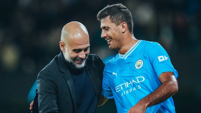 HLV Pep Guardiola cho Rodri nghỉ hẳn 2 tháng không bóng đá