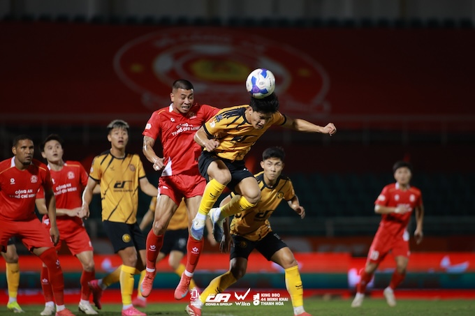 Dù chơi xuất thần ở những trận vừa qua, nhưng Thanh Hoá luôn tiềm ẩn những rủi ro - Ảnh: Đình Viên