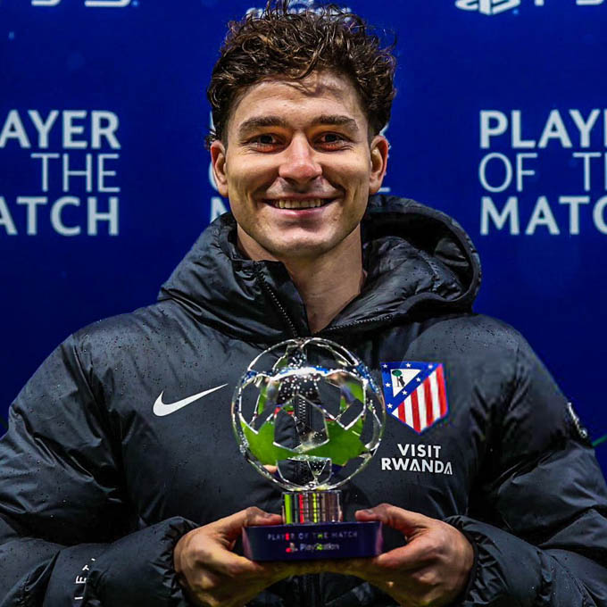 Alvarez thể hiện xuất sắc trước Tottenham