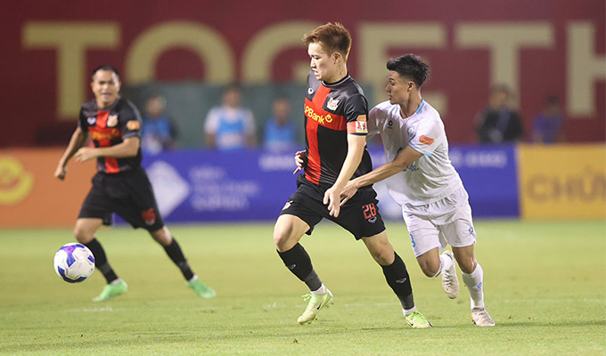 Đã 4 trận gần đây, Hoàng Đức và các đồng đội đều không có chiến thắng. Ảnh: Minh Tuấn