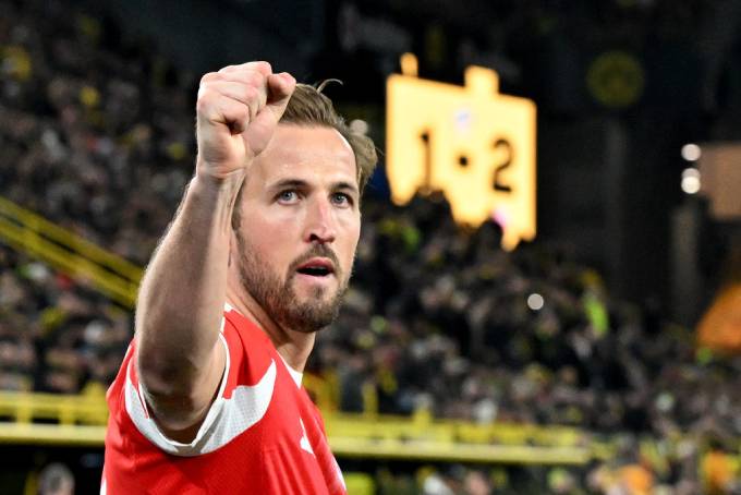 Harry Kane vừa có lần thứ ba được bầu là Cầu thủ xuất sắc nhất tháng ở Bundesliga