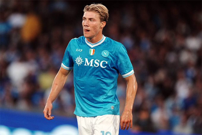 Napoli đã sẵn sàng kích hoạt điều khoản mua đứt Hojlund