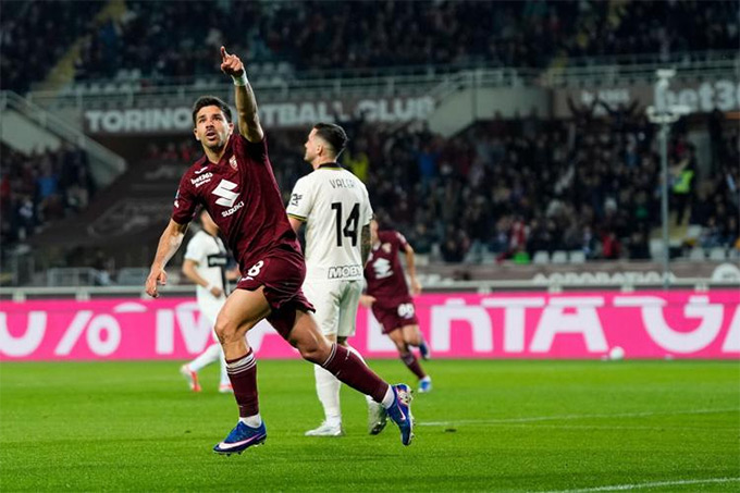 Torino có chiến thắng tưng bừng nhất trong đêm qua