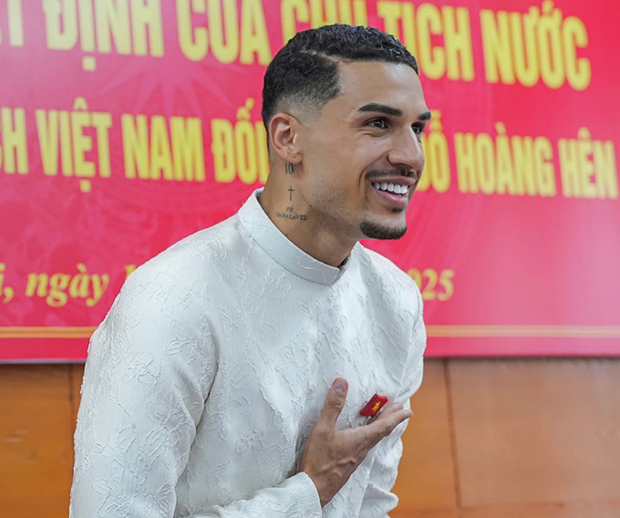 Đỗ Hoàng Hên hãnh diện khi được tham gia bầu cử 