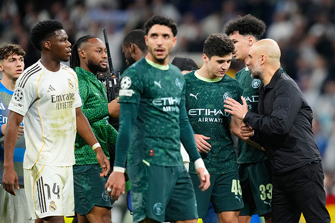 Pep chưa chịu buông Champions League