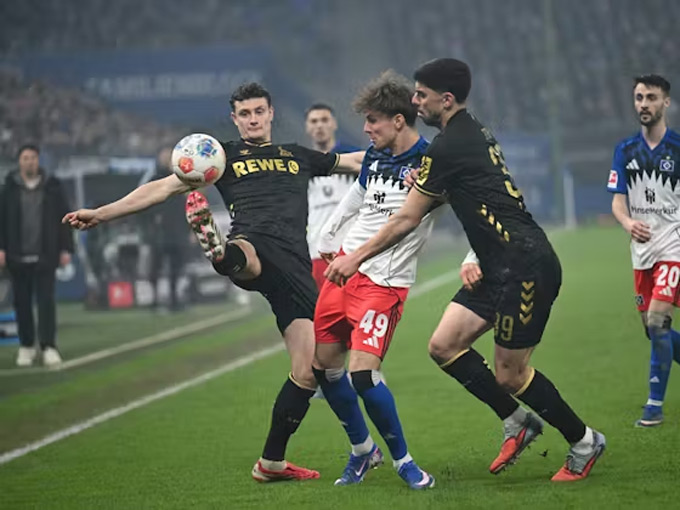 Hamburg và Cologne cầm chân nhau ở Bundesliga
