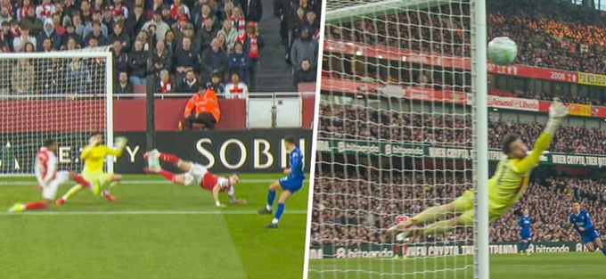 Fan Arsenal yêu cầu dựng tượng Calafiori sau pha cứu thua điên rồ