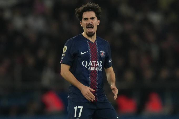 Vitinha là cơn ác mộng với các CLB mùa này