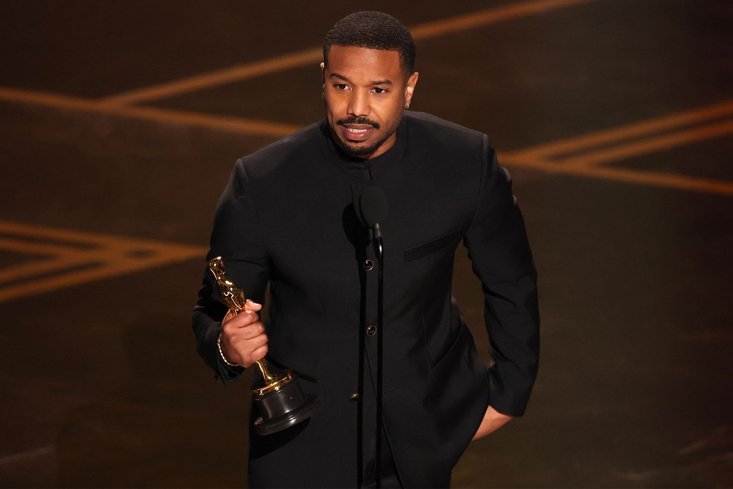 Michael B. Jordan giành giải Oscar 2026