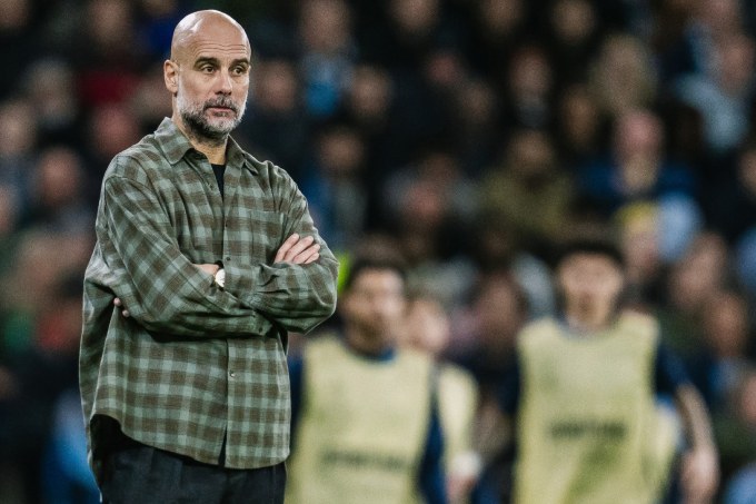 Pep Guardiola chỉ 1 lần đăng quang Champions League trong 10 mùa giải dẫn dắt Man City