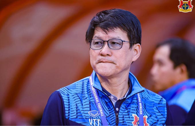 HLV Vũ Tiến Thành đang khởi đầu không tốt tại Ninh Bình. Ảnh - Ninh Bình