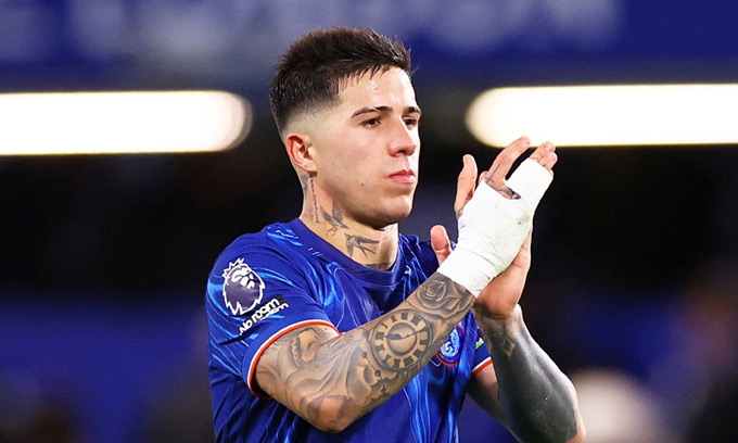 Fernandez không cam kết tương lai với Chelsea