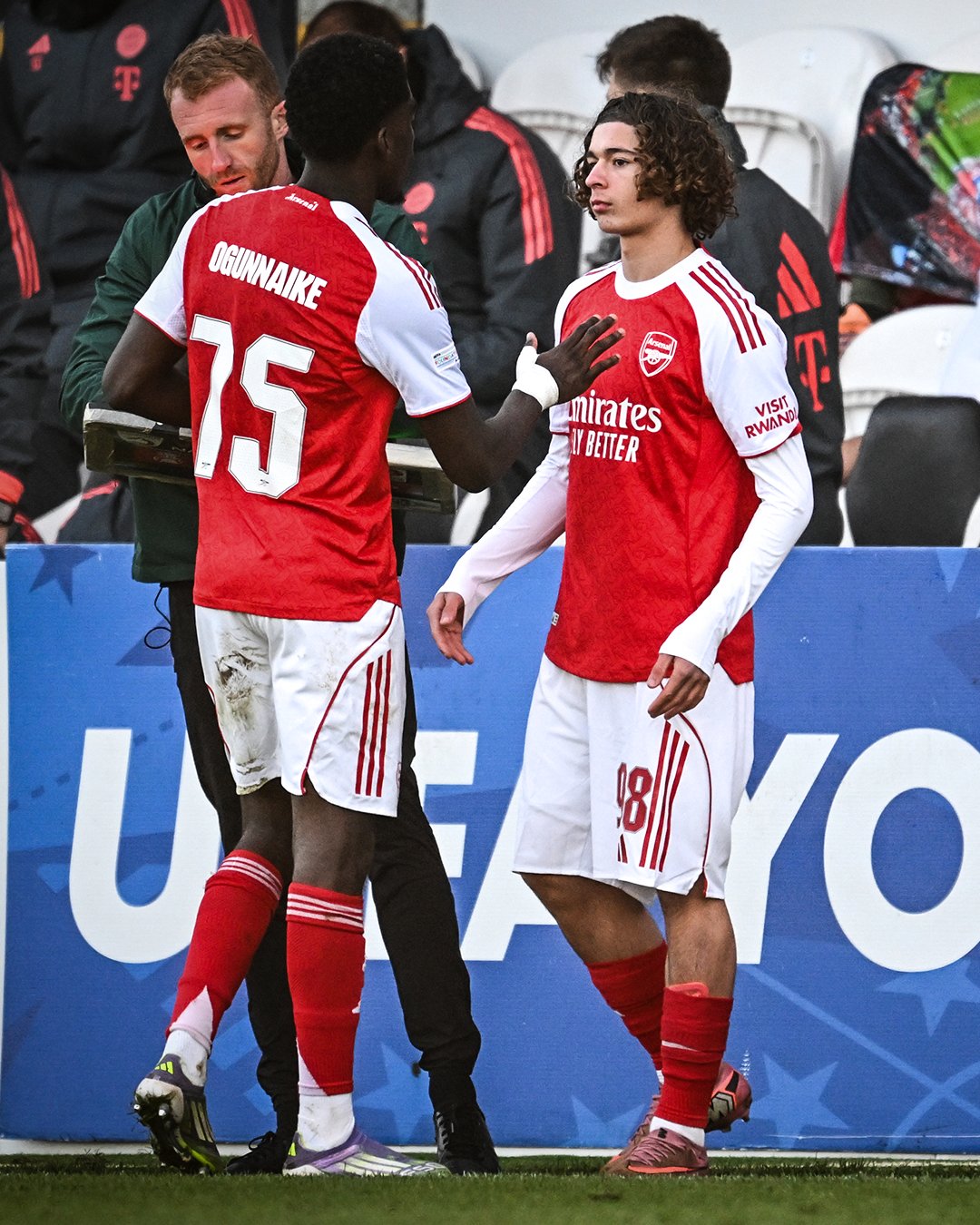 Munoz từng đi vào lịch sử UEFA Youth League - Ảnh: @brfootball