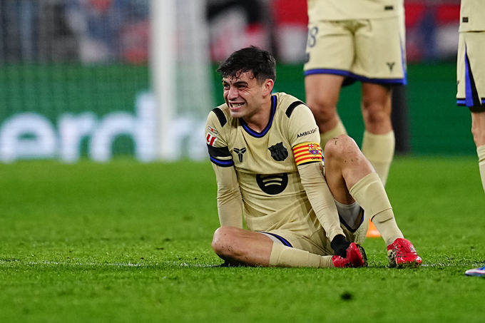 Vấn đề thể lực khiến Pedri đã nghỉ 13 trận ở mùa 2025/26