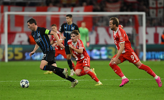 Bayern đánh bại Atalanta 4-1 trong trận lượt về vòng 1/8 Champions League