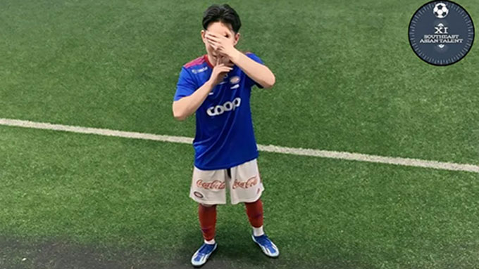 David Vu trong màu áo Valerenga. Ảnh: Instagram southeastasiantalent