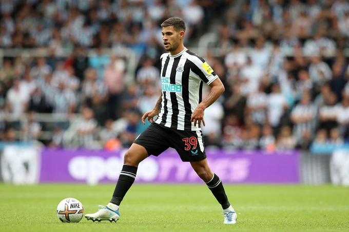 Bruno Guimaraes trong màu áo Newcastle