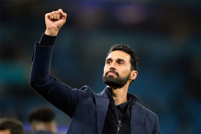 HLV Arbeloa rất mát tay với các sản phẩm của lò La Fabrica