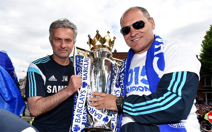 Mourinho và người cộng sự Silvino Louro