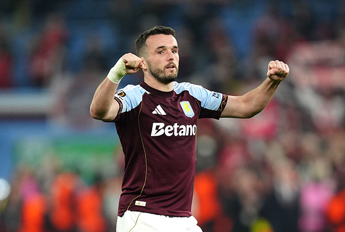 McGinn ghi bàn mở tỷ số cho Aston Villa