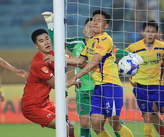 Thể Công Viettel đang chơi tốt ở cả 2 mặt trận quốc nội - Ảnh: Minh Tuấn 