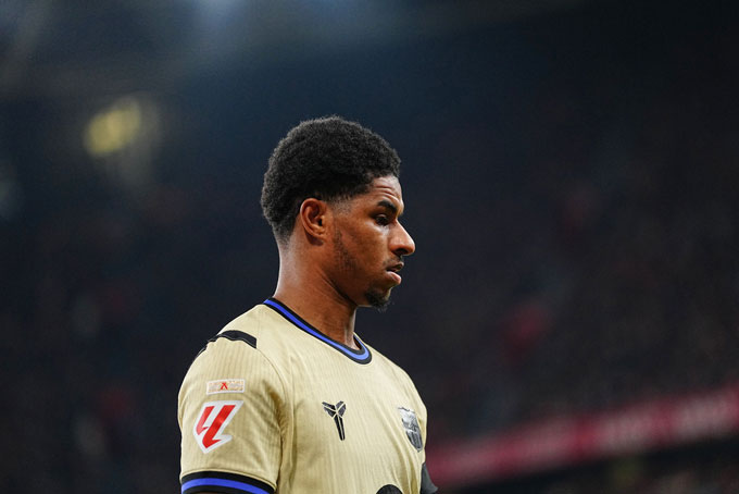 Phong độ sa sút khiến Rashford khó được Barca mua đứt