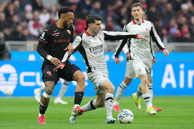 Sau chuỗi 13 trận mờ nhạt, Pulisic mới lại kiến tạo cho Milan