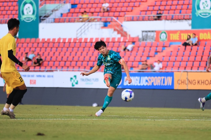 Công Phượng chỉ mới thi đấu 1 hiệp ở mùa giải 2025/26 - Ảnh: CTV