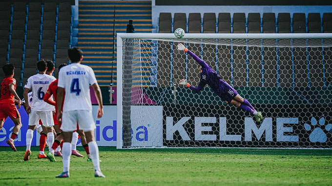 Thủ môn Li Hao vắng mặt