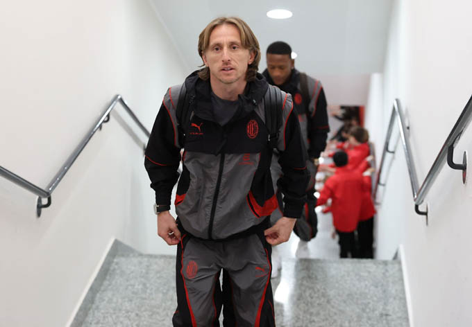 Modric đang chơi rất bền bỉ - Ảnh: @HQpcrt