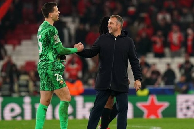 Szczesny rất được yêu mến ở Barca