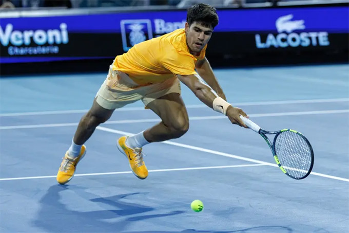 Alcaraz dừng chân ngay vòng 3 Miami Open