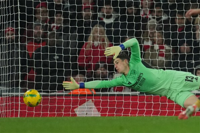 Kepa mắc sai lầm khiến Arsenal phải nhận bàn thua không đáng có