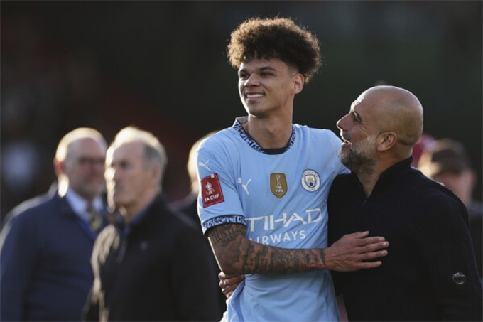 HLV Guardiola rất hài lòng về màn trình diễn của O’Reilly