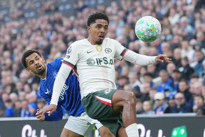 Fofana chưa thể hiện được sự chắc chắn trong phòng thủ