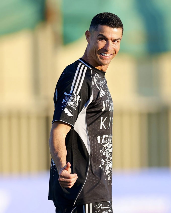 Ronaldo sẵn sàng tham dự World Cup 2026. Ảnh: Twitter nhân vật