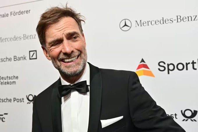 Klopp hiện đảm nhiệm vai trò giám đốc bóng đá toàn cầu của hệ thống Red Bull