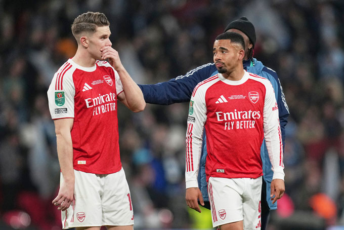 Arsenal bất bại 14 trận trên mọi đấu trường từ sau trận thua MU nhưng phong độ không thực sự thuyết phục