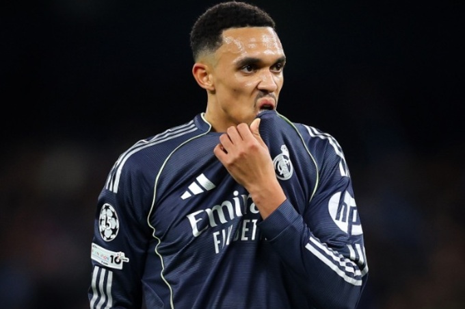 HLV Thomas Tuchel đã bỏ qua Trent Alexander-Arnold để gọi Ben White - ảnh Instagram