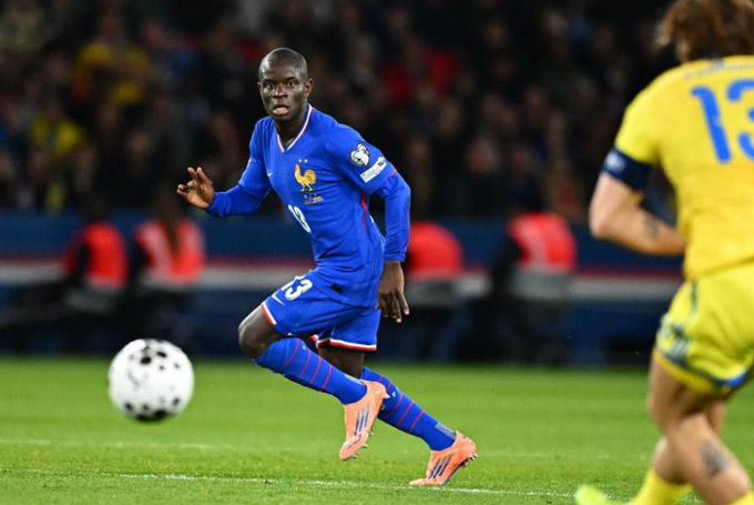 N'Golo Kante vẫn lợi hại như xưa