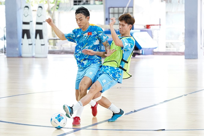 ĐT futsal Việt Nam tăng cường tập kỹ chiến thuật. Ảnh: Nguyễn Khanh