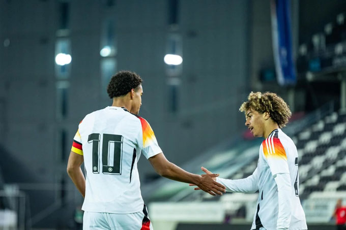 U19 Đức phải chia điểm trước U19 Thụy Điển