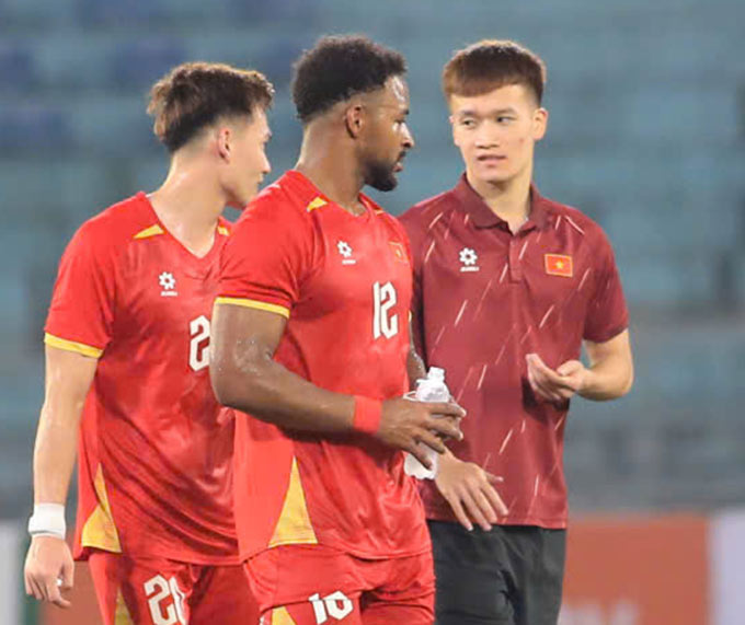 ĐT Việt Nam sẽ gặp Malaysia vào ngày 31/3 - Ảnh: Minh Tuấn 