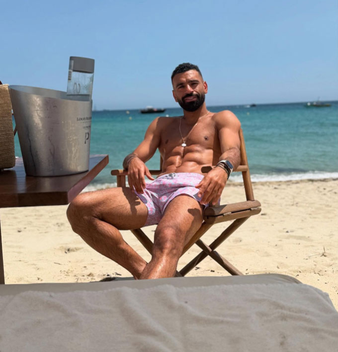  Mohamed Salah rất yêu thích nắng và biển - Ảnh: Instagram nhân vật.