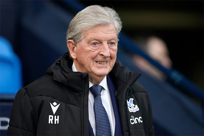 HLV Roy Hodgson đã trở lại Briston City sau 44 năm xa cách