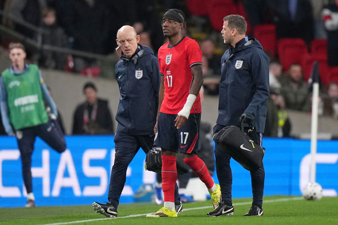 Madueke chấn thương ở trận đấu giữa Anh và Uruguay