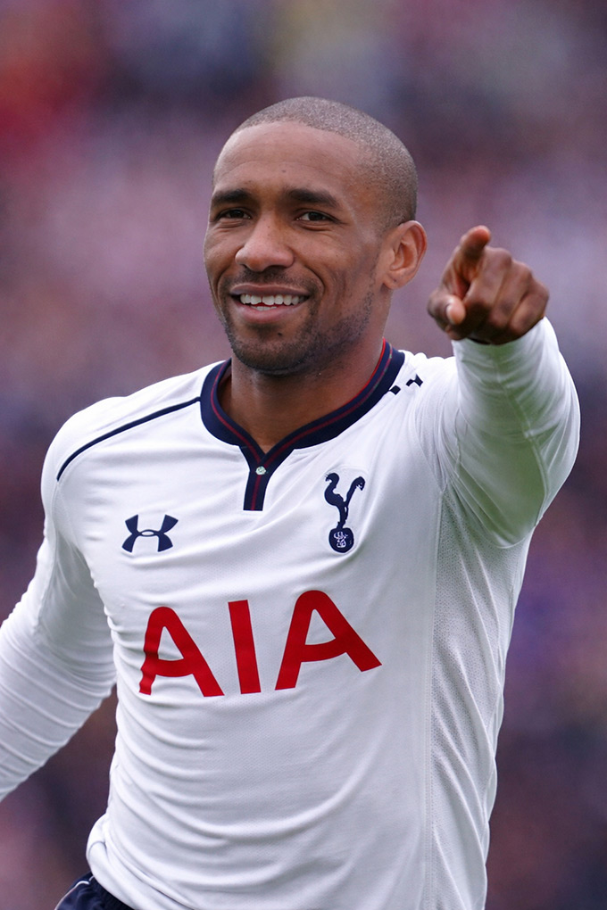 Defoe từng có nhiều năm khoác áo Tottenham