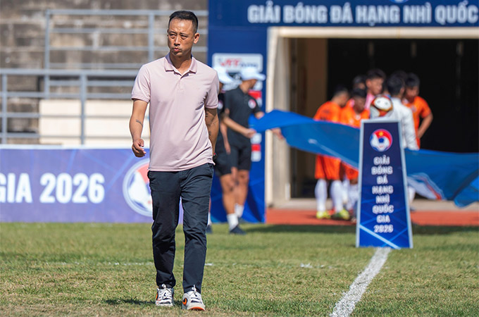 Cựu danh thủ Vũ Như Thành dẫn dắt CLB Quảng Ngãi ở giải hạng Nhì QG 2026 - Ảnh: BĐ Quảng Ngãi